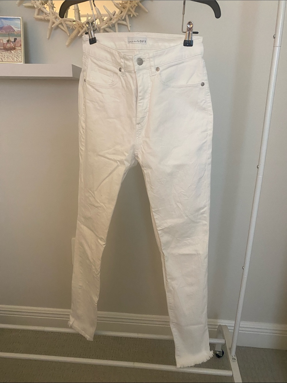 LOFT White Slim Straight legJeans